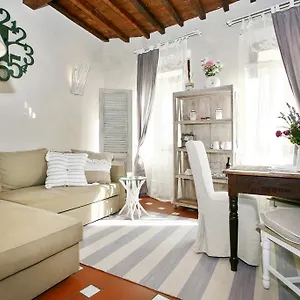  Apartamento Gina