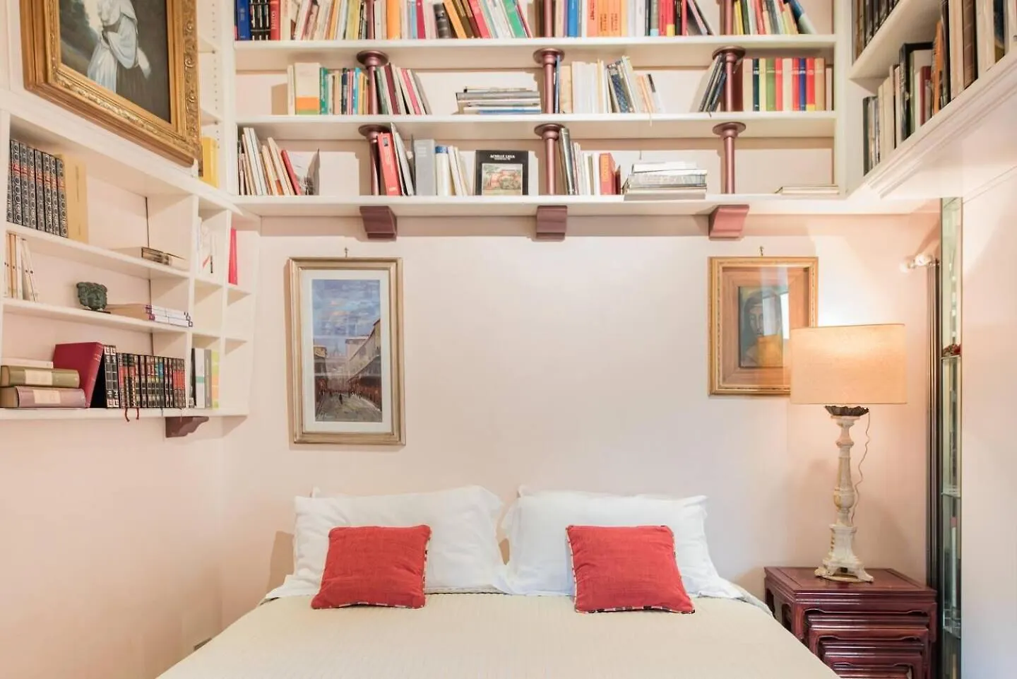 Dimora Storica Vicino A Ponte Vecchio E Uffizi Apartment Florence 0*,  Italy
